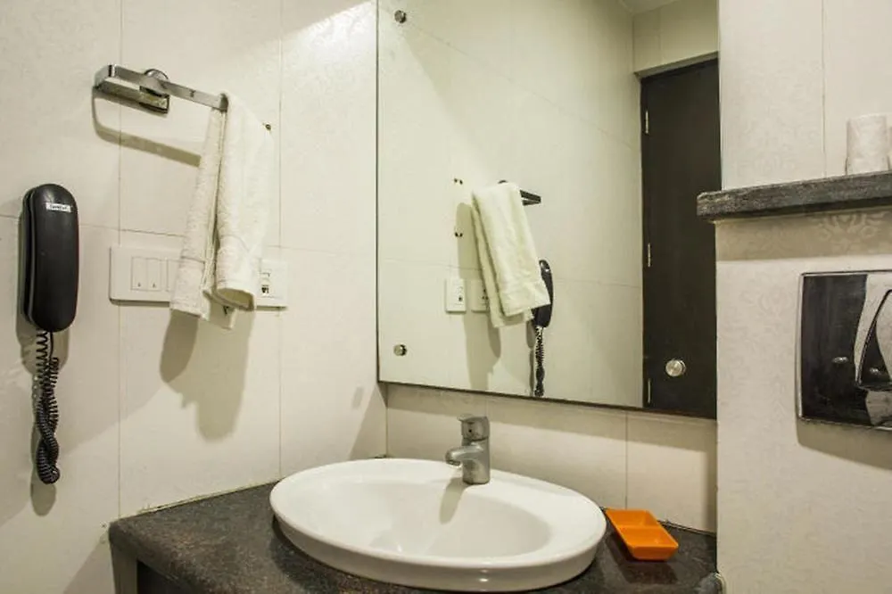 Oyo Flagship Hotel Rudra Palace Agra  4*, Agra (Uttar Pradesh) India