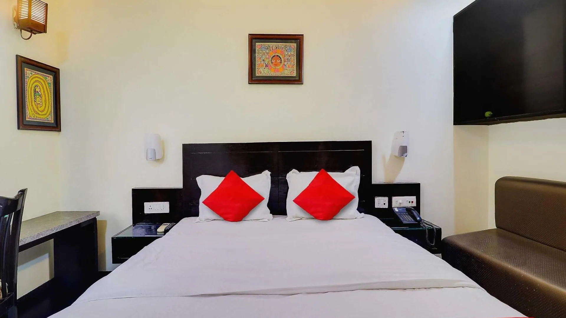 Oyo Flagship Hotel Rudra Palace Agra   Agra (Uttar Pradesh)