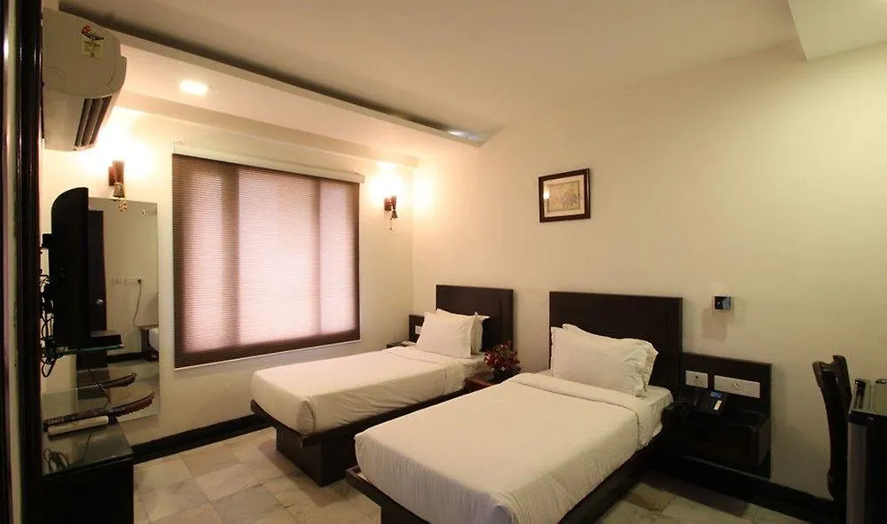 Oyo Flagship Hotel Rudra Palace Agra