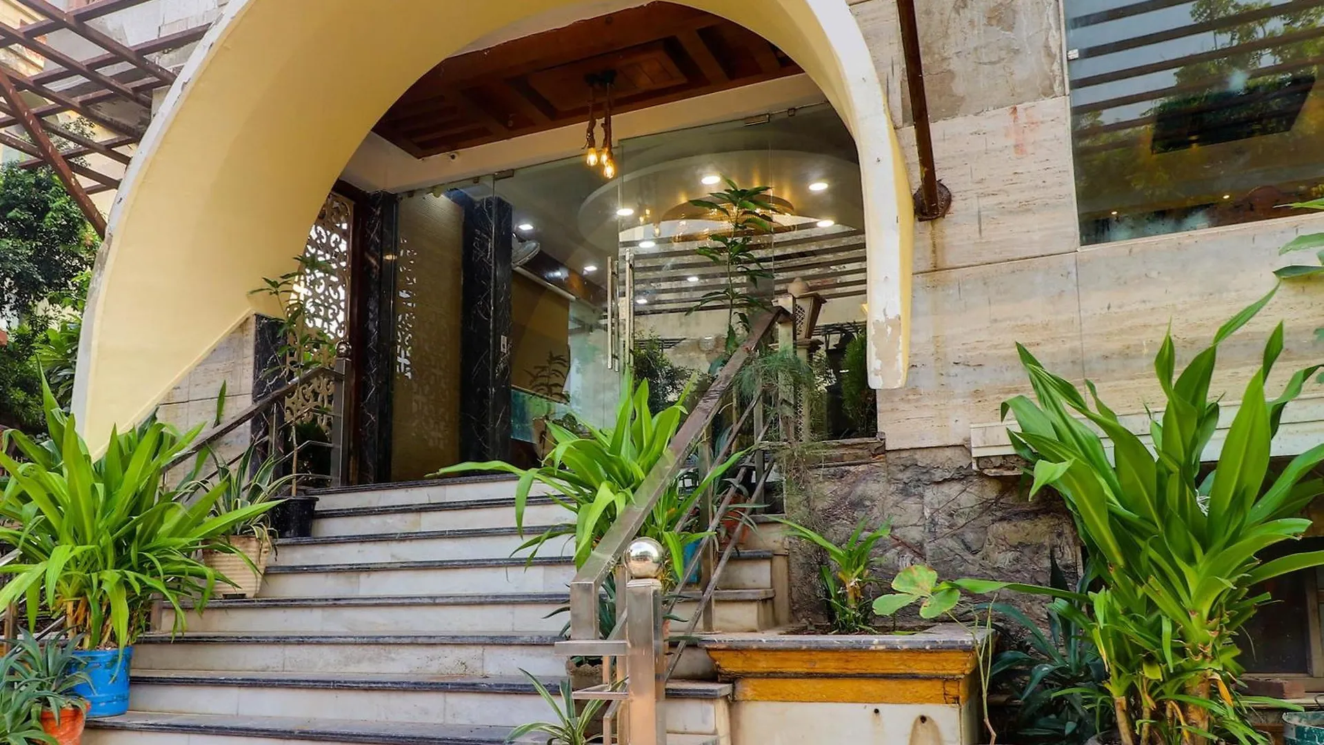 Oyo Flagship Hotel Rudra Palace Agra