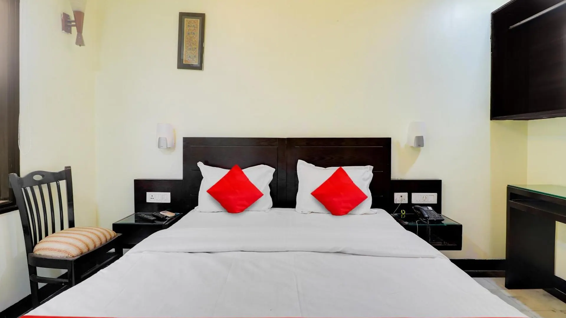 Oyo Flagship Hotel Rudra Palace Agra  4*, Agra (Uttar Pradesh) India