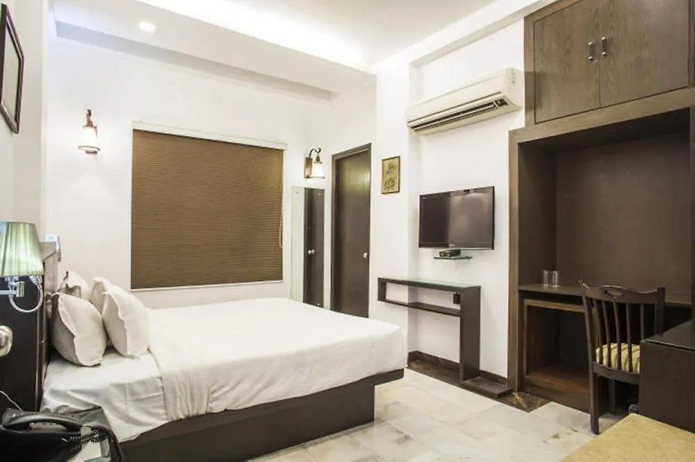 Oyo Flagship Hotel Rudra Palace Agra  4*, Agra (Uttar Pradesh) India