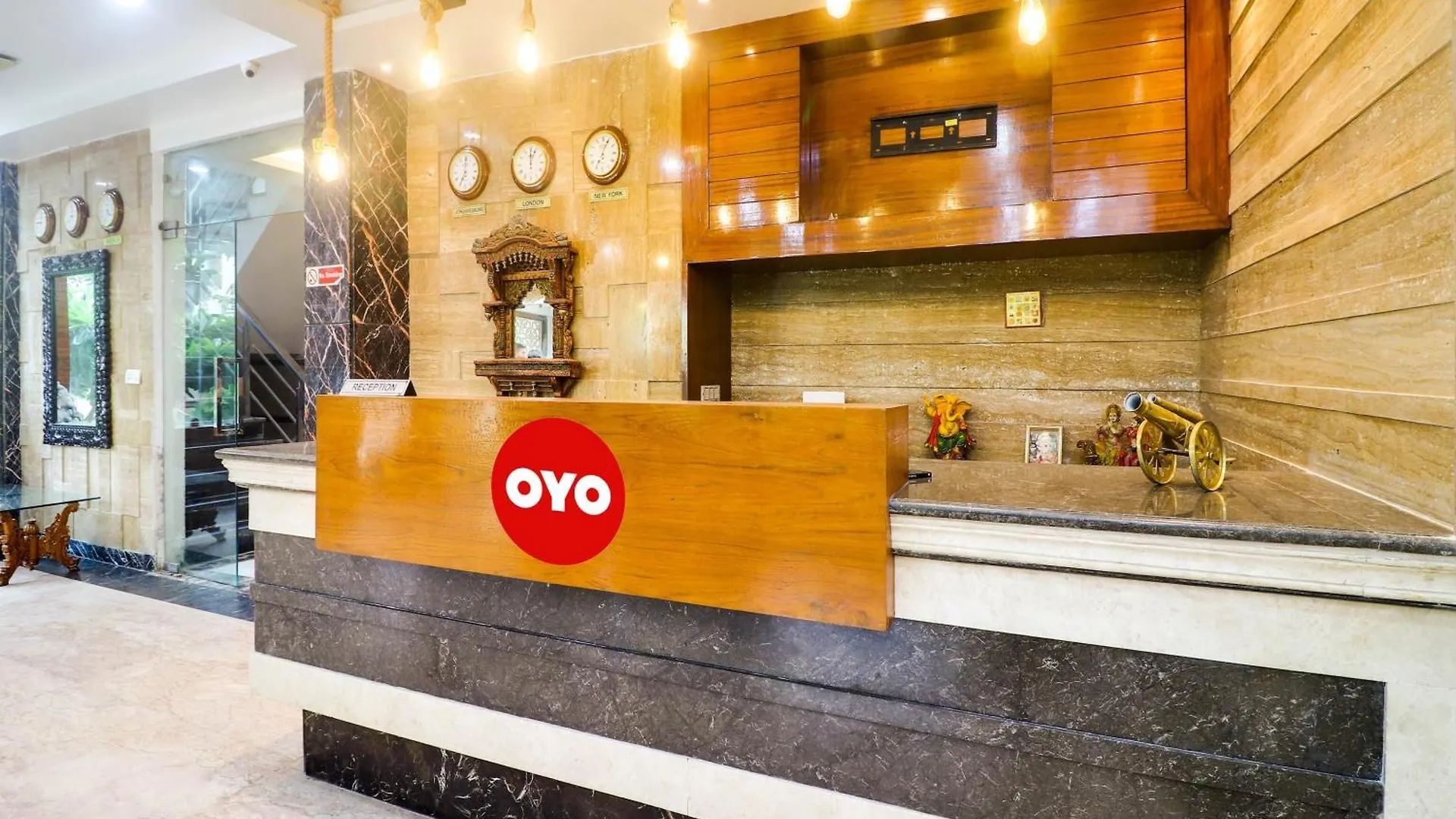 Oyo Flagship Hotel Rudra Palace Agra
